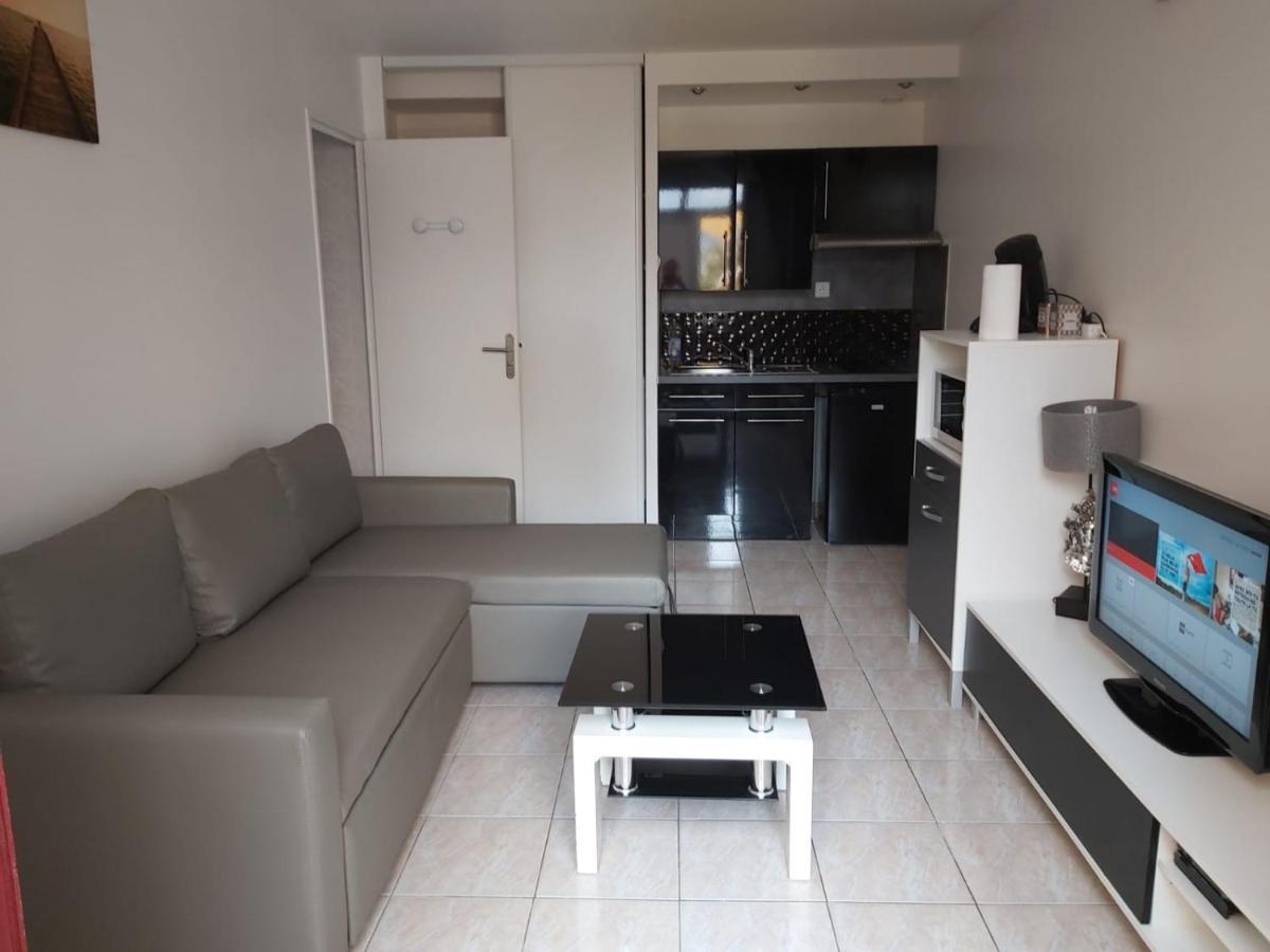 Coquet Studio A 150M De La Plage Apartment Le Barcarès Екстериор снимка